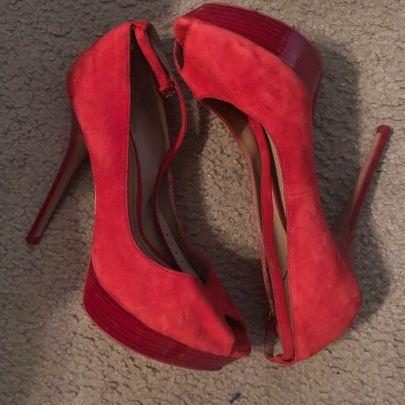 Red High Heel Size 9, Peep Toe Platform - Picture 1 of 3